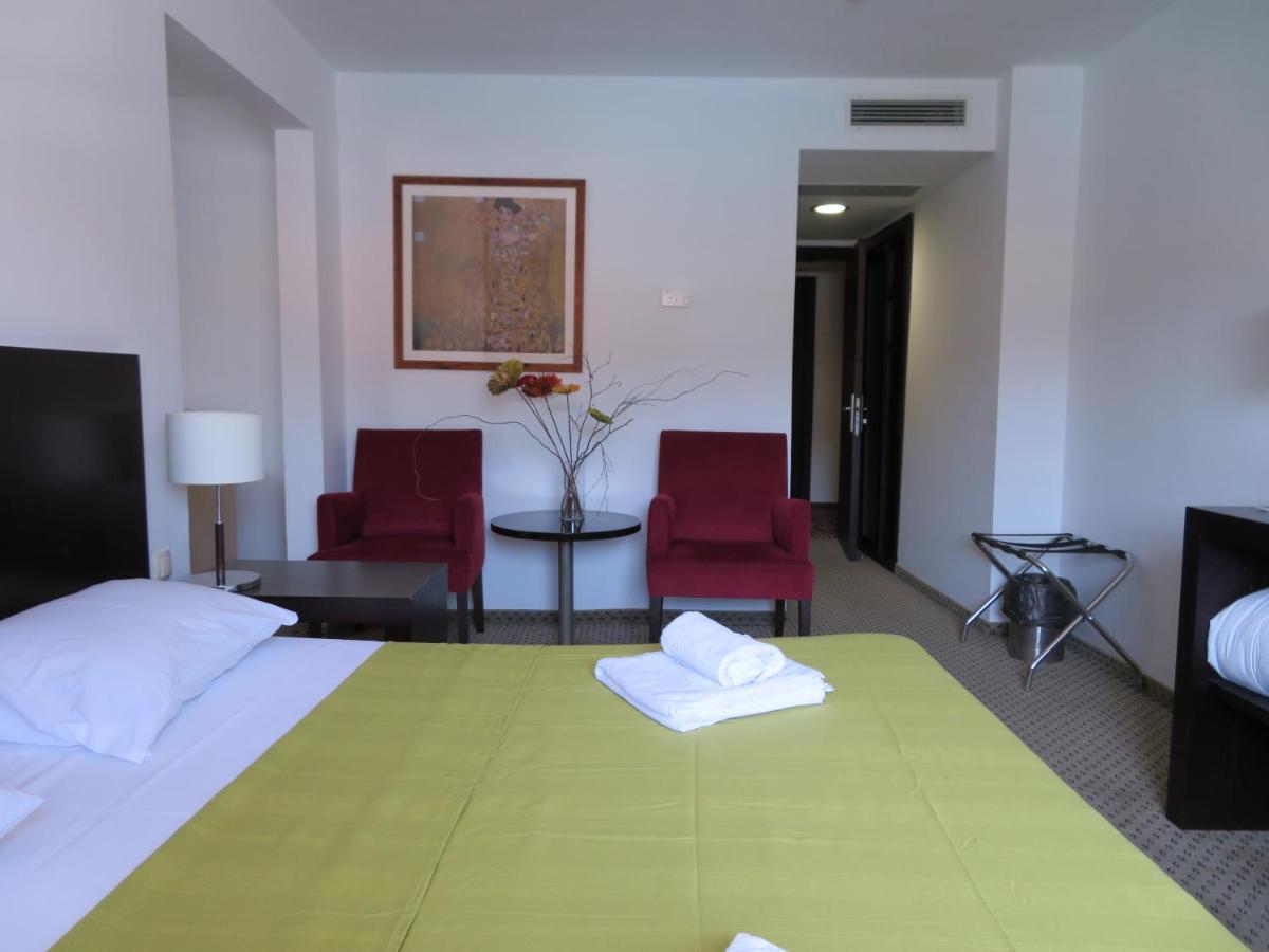 Hotel International Ραμπ Εξωτερικό φωτογραφία