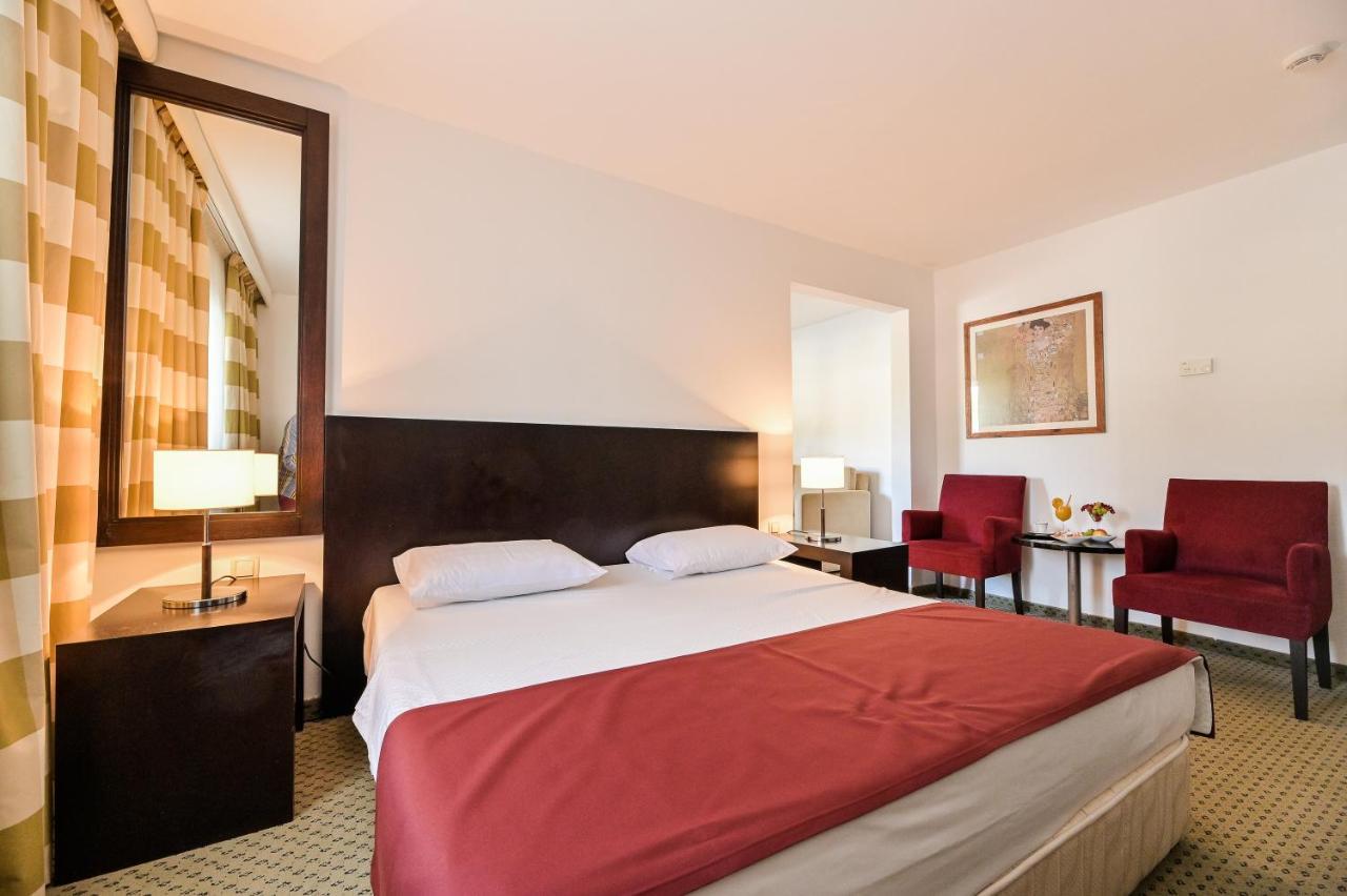 Hotel International Ραμπ Εξωτερικό φωτογραφία