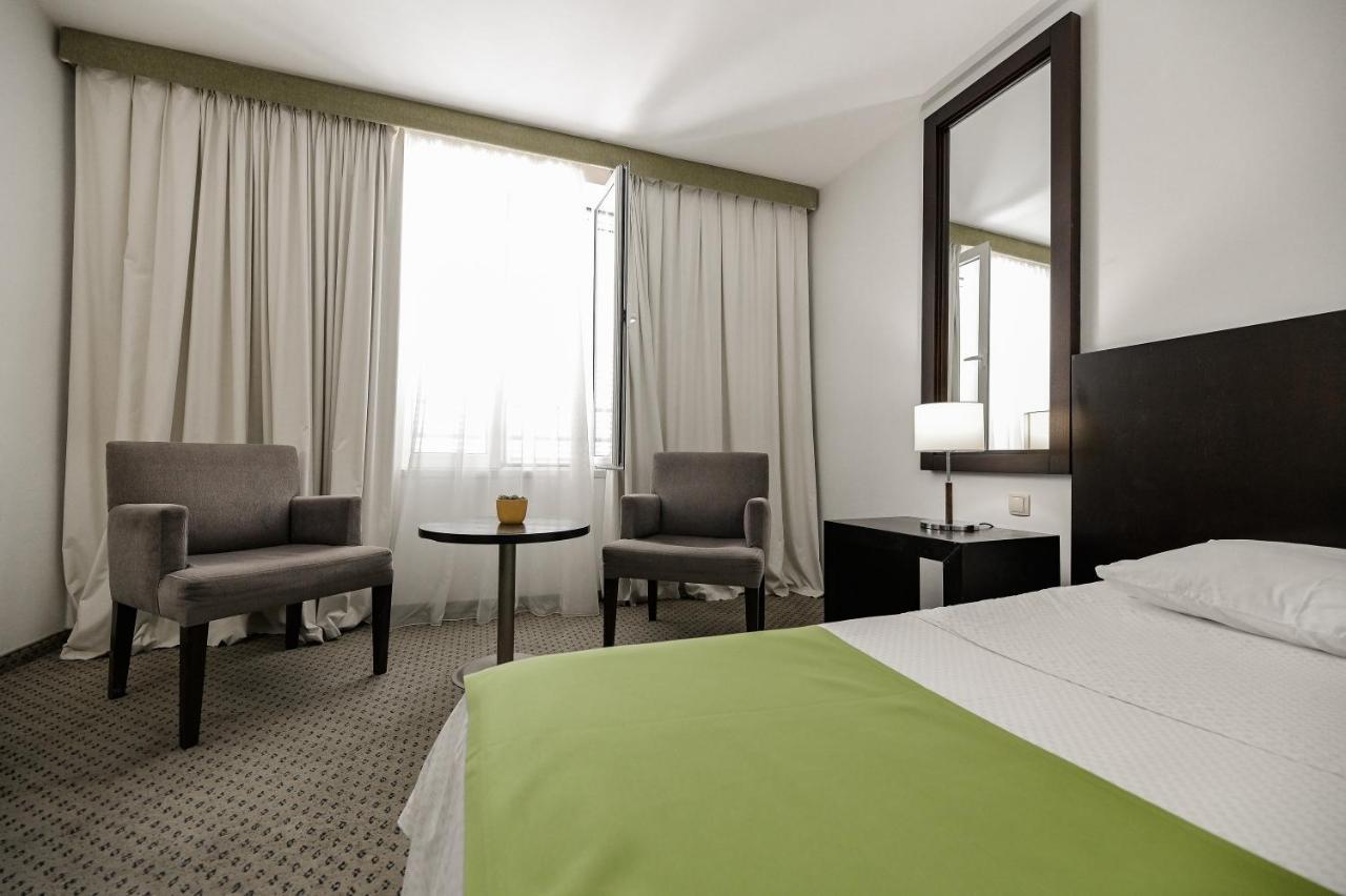 Hotel International Ραμπ Εξωτερικό φωτογραφία